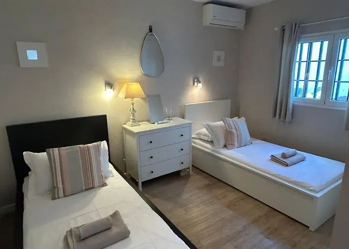 아파트 Three Orchids 티아즈